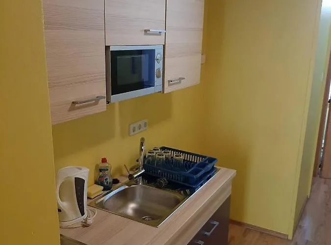 Relaxrooms Hernals Проживання в сім'ї Відень