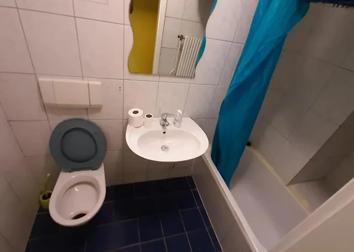 Relaxrooms Hernals Проживання в сім'ї Відень